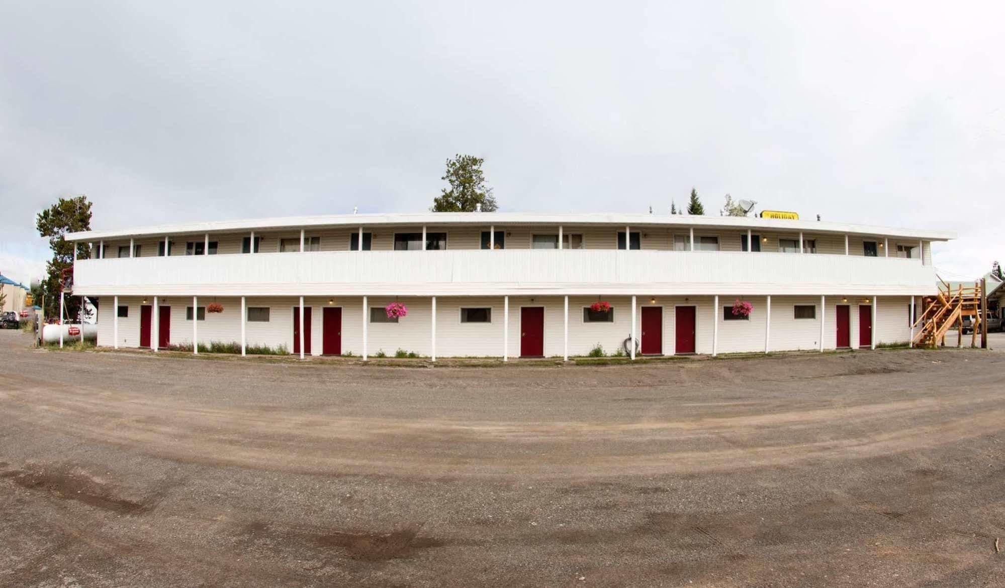 Yellowstone Holiday Motel Уест Йелоустоун Екстериор снимка