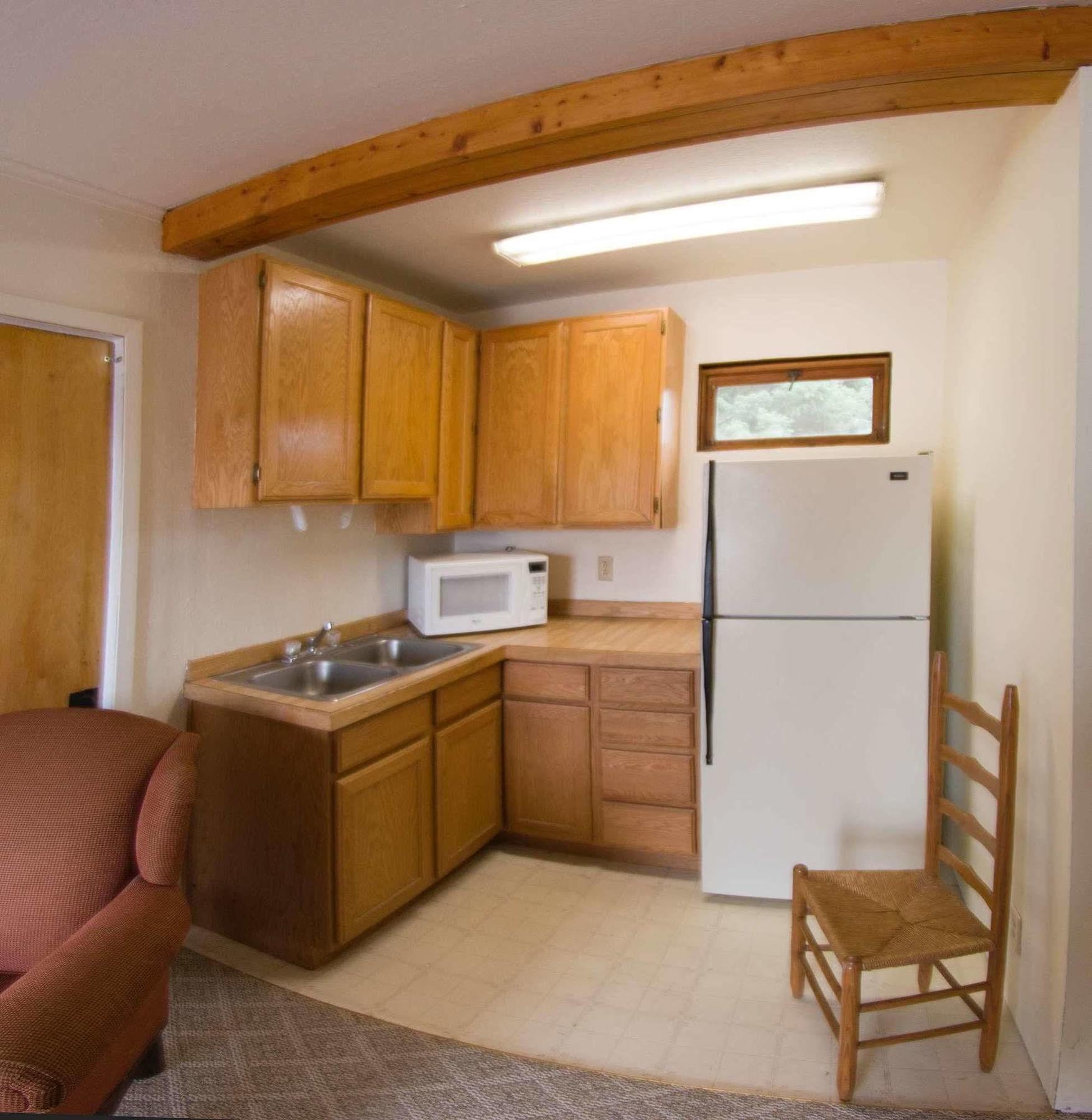 Yellowstone Holiday Motel Уест Йелоустоун Екстериор снимка